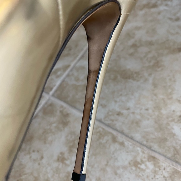 Giuseppe Zanotti metallic peep toe heel - Picture 11 of 11
